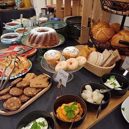 Haus Am Moos Frühstückspension Salzburg